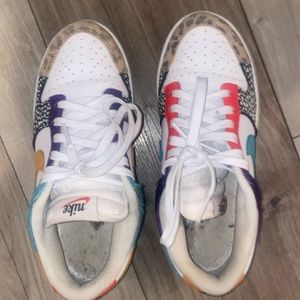 Womens nike dunks size 6 as is no box